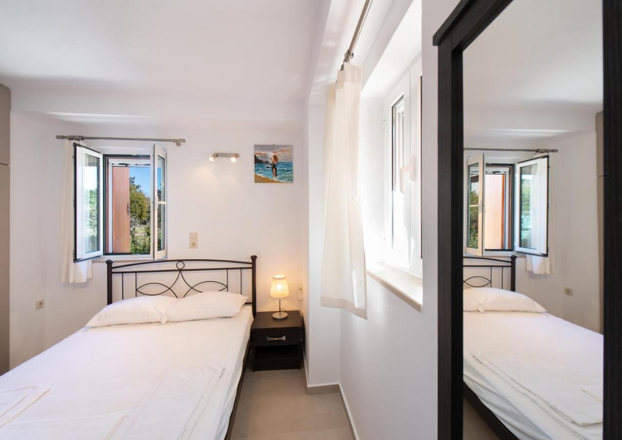 Boursinos Cozy Apartments Lefkáda Eksteriør bilde