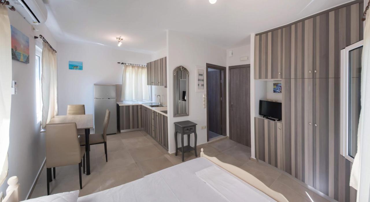 Boursinos Cozy Apartments Lefkáda Eksteriør bilde